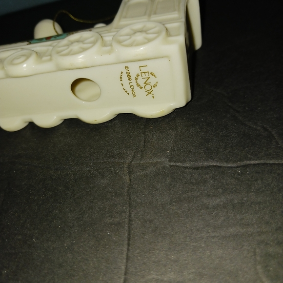 1988 Lenox Train Locomotive Christmas Ornament in original box - Picture 4 of 7